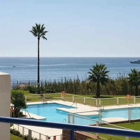 Casitamar Frontline House Casares Costa Near Estepona *